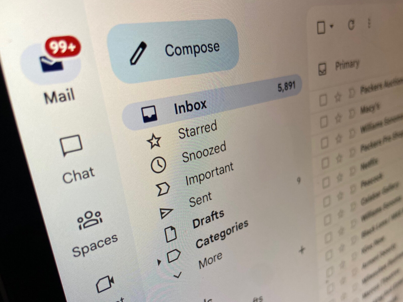 Cluttered Email Inbox - Organize Messages for Faster Work