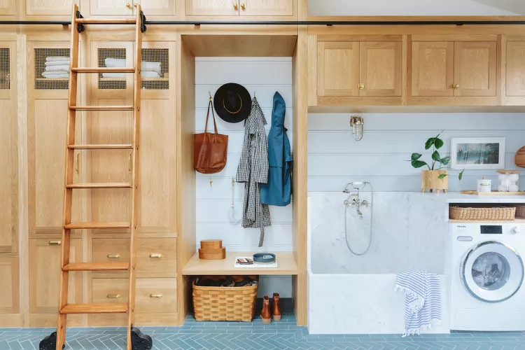 Small Utility Rooms – Improve Storage Without Blocking Movement